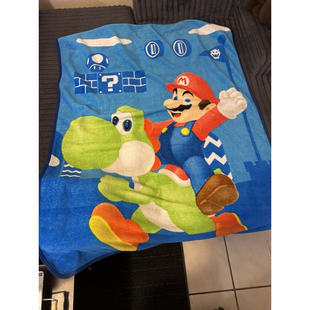 Super Mario Fleece Kids Blanket Mario Yoshi Video Game Theme‎